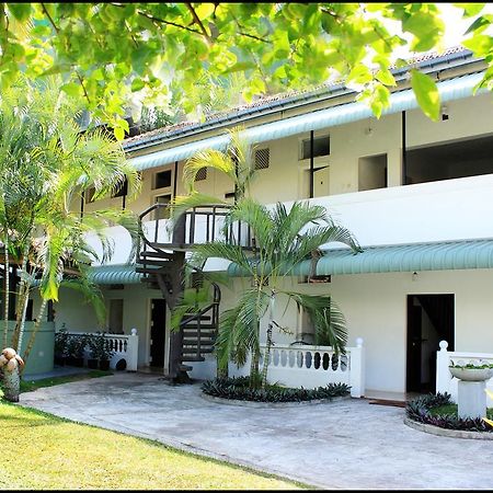 Mount Villa Dehiwala-Mount Lavinia Buitenkant foto