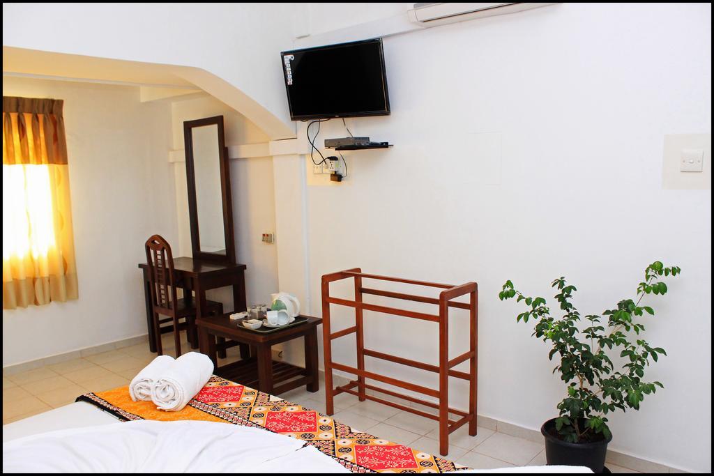 Mount Villa Dehiwala-Mount Lavinia Kamer foto