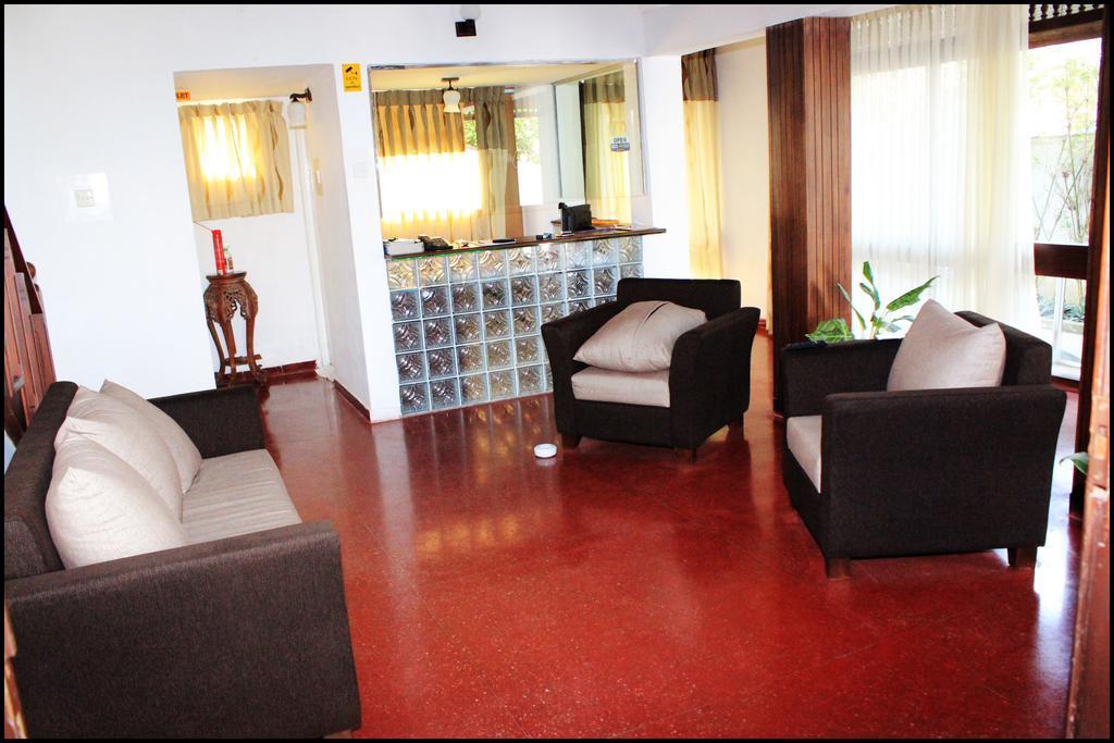 Mount Villa Dehiwala-Mount Lavinia Buitenkant foto