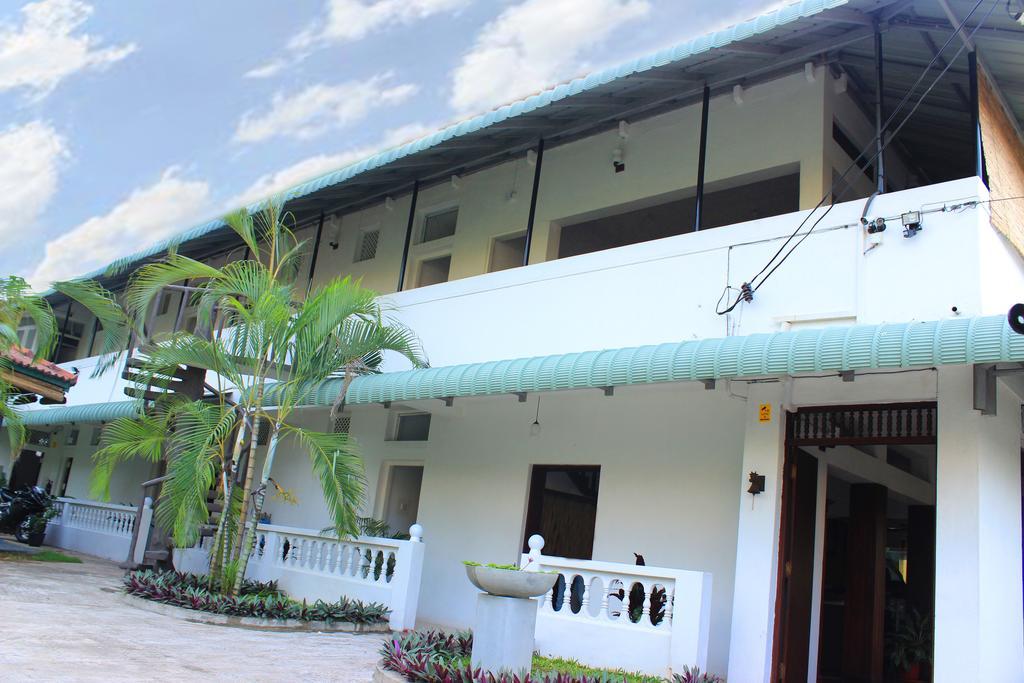 Mount Villa Dehiwala-Mount Lavinia Buitenkant foto